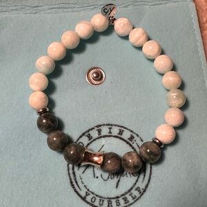 Elegant Beaded Bracelet with Silver Accents
